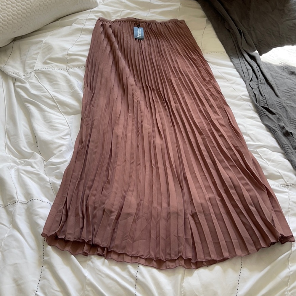NWT Mauve Maxi Skirt